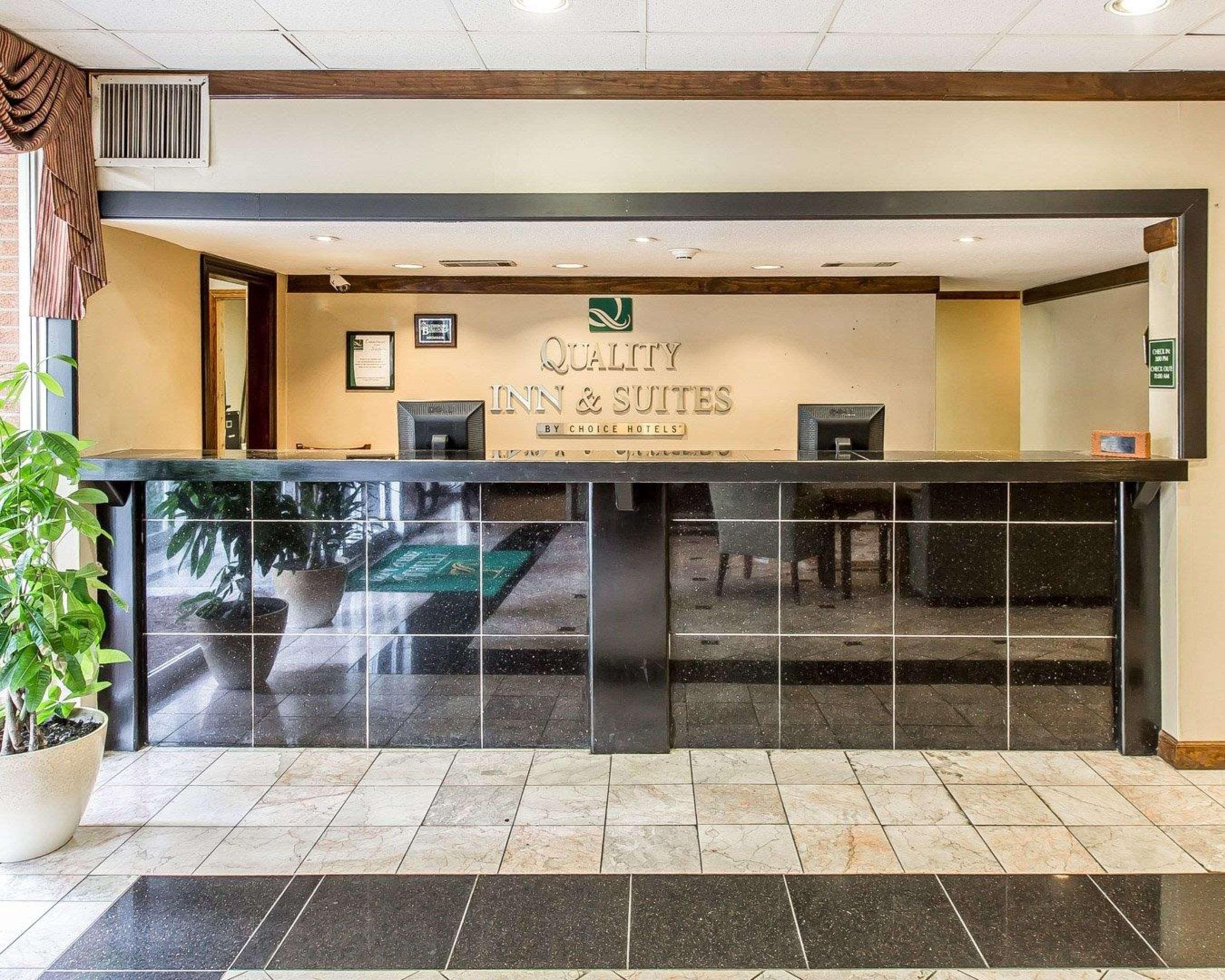 Quality Inn & Suites Conference Center Statesboro Historic District Eksteriør bilde