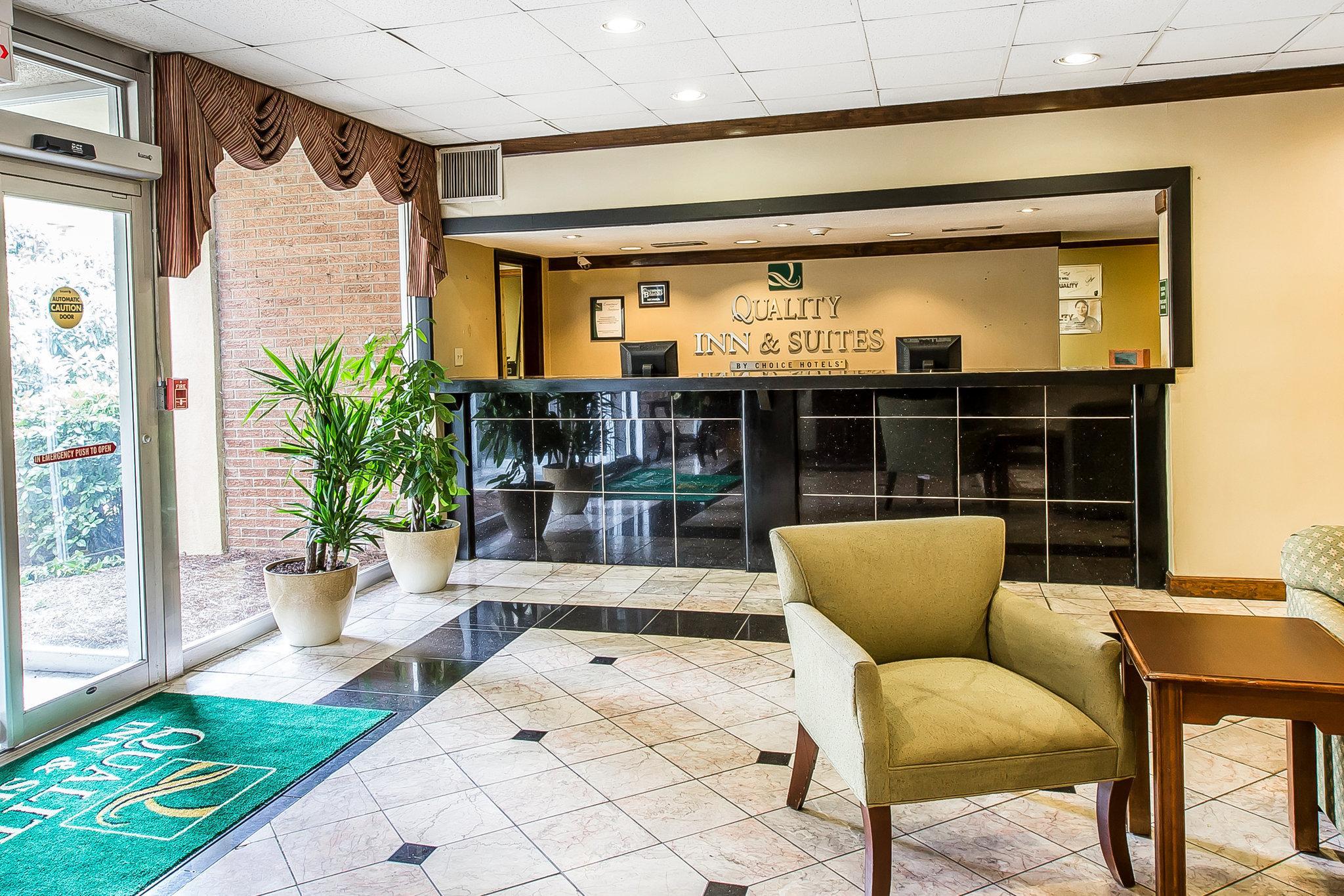 Quality Inn & Suites Conference Center Statesboro Historic District Eksteriør bilde